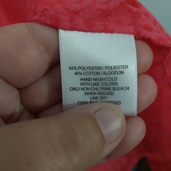 sag Harbor pink sheer circles design blouse. Size MP - Picture 4 of 9